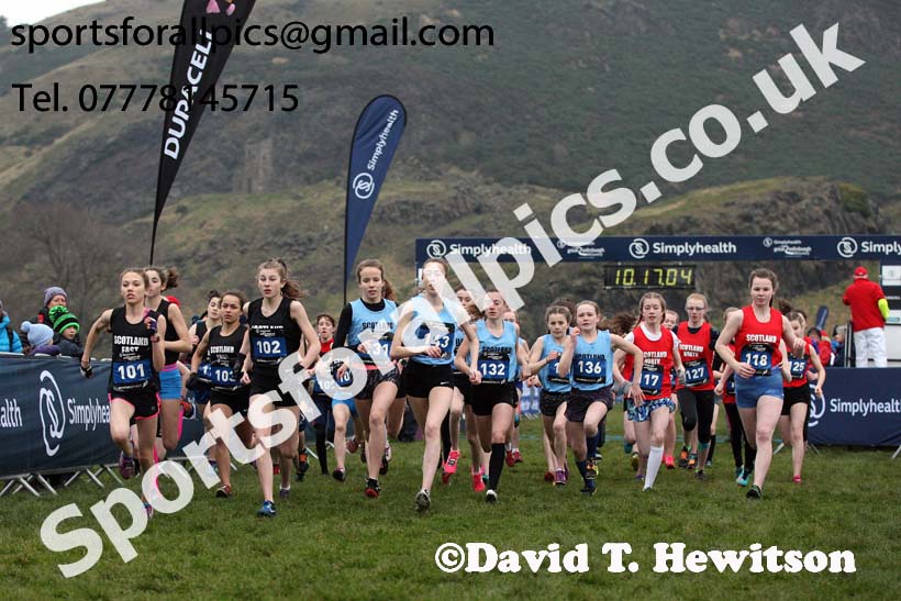 Inter District under-15 girls, 2018 Simplyhealth Great Edinburgh International XCountry. Photo: David T. Hewitson/Sports for All Pics